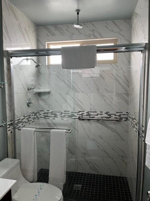 777 Motor Inn image 25